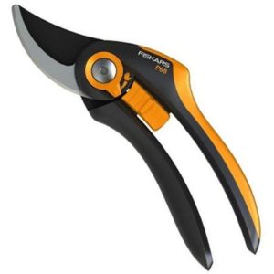 Секатор плоскостной Fiskars SmartFit P68 (111610)