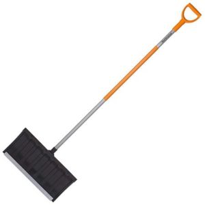 Лопата для уборки снега Fiskars SnowXpert (143011)