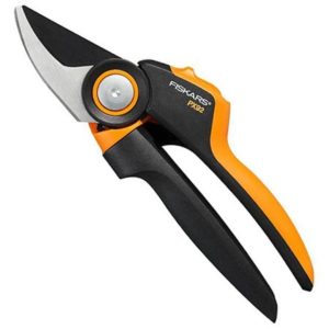 Секатор плоскостной Fiskars PowerGearX M PX92 (111014)