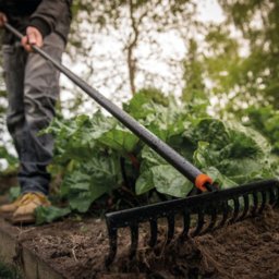 Граблі Fiskars Solid
