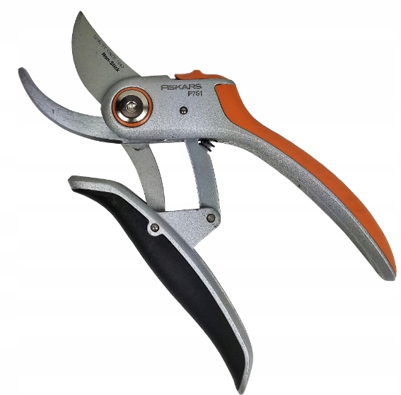 Fiskars-P751-Sekator-nozycowy-1057172